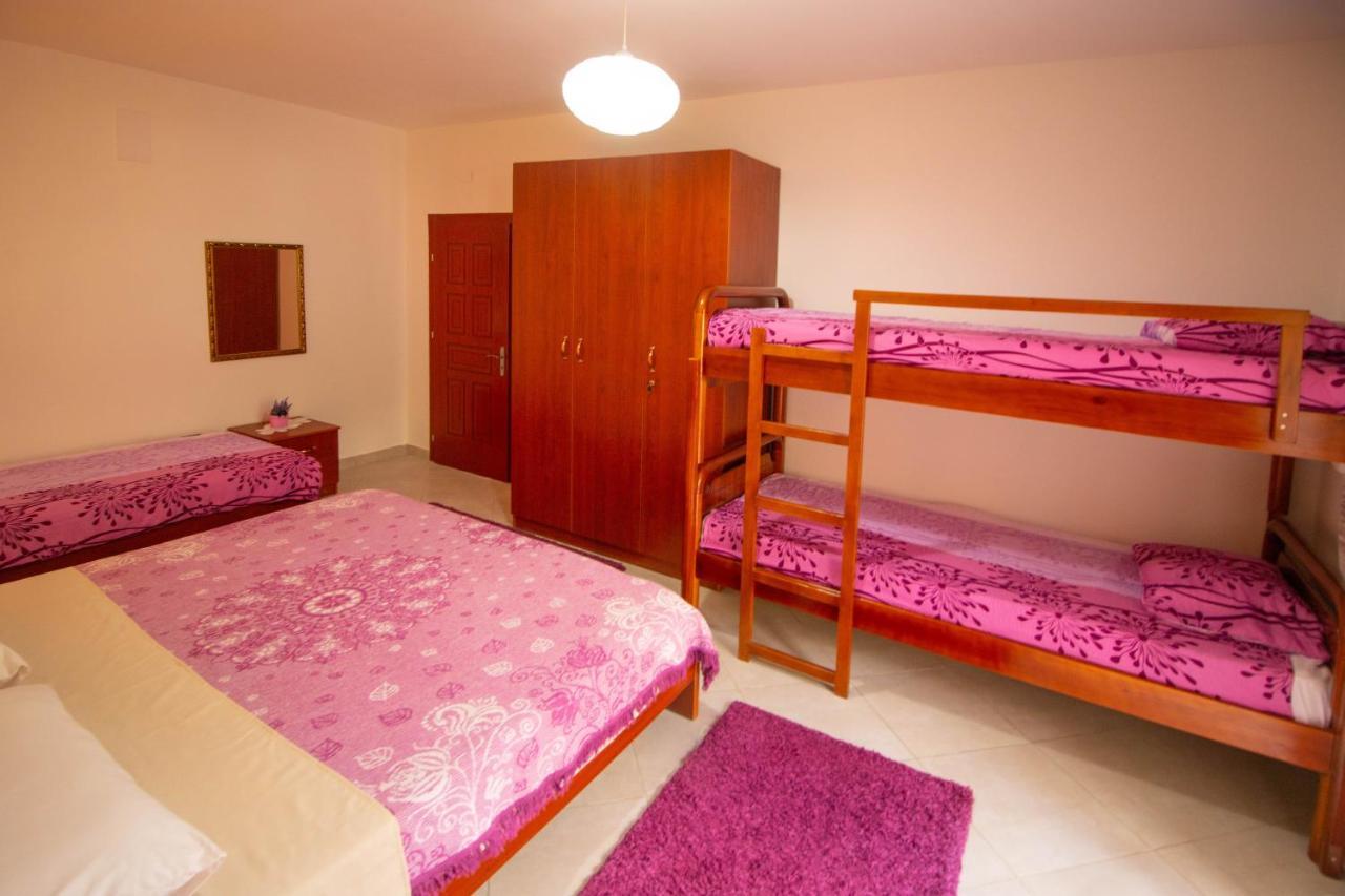 Kalaja Inn Крує Екстер'єр фото