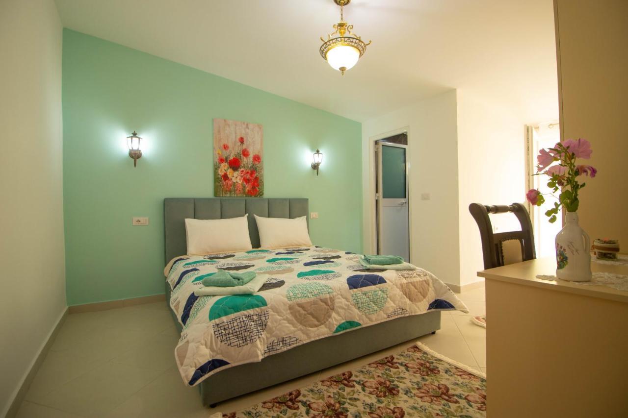 Kalaja Inn Крує Екстер'єр фото